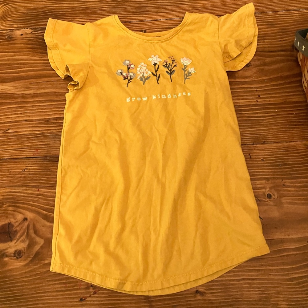 Girls garden tee